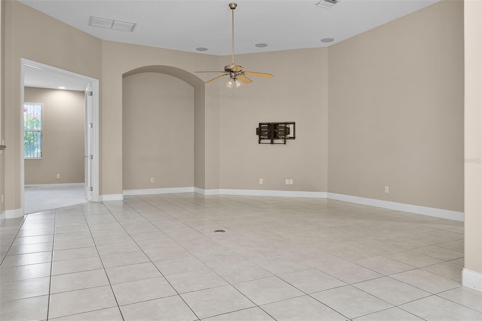Image 9 of 51 For 7303 Spring Mountain Lane