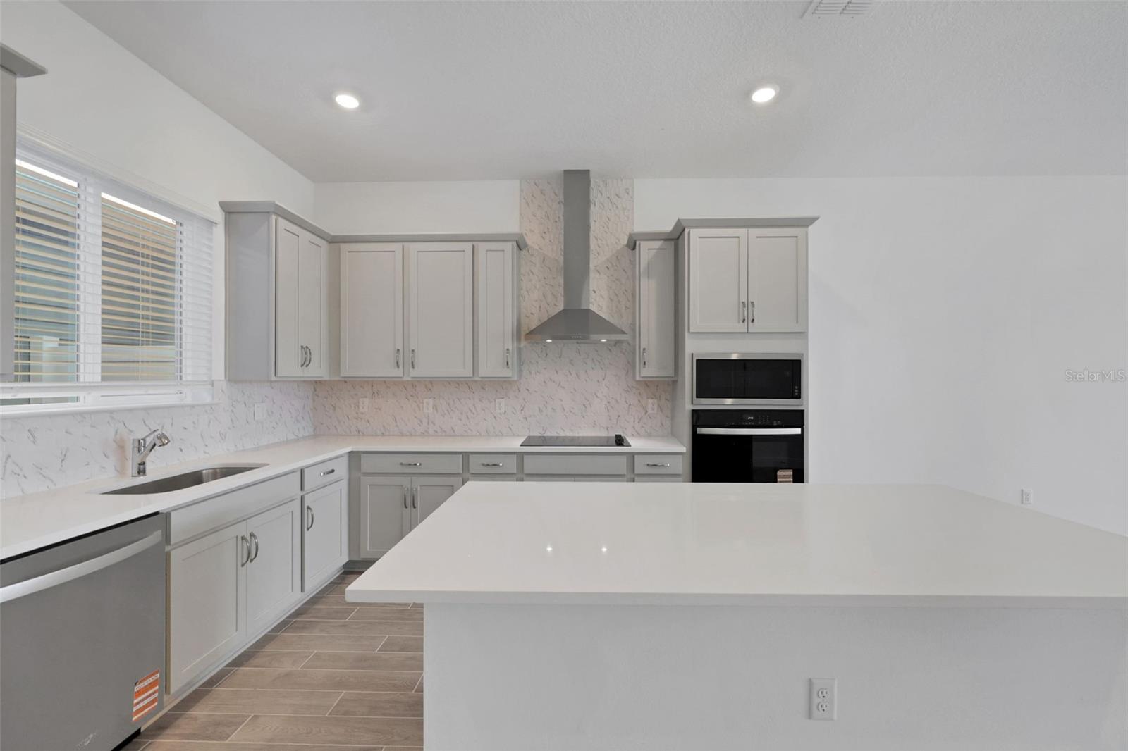 Image 20 of 33 For 6527 Trailblaze Bend