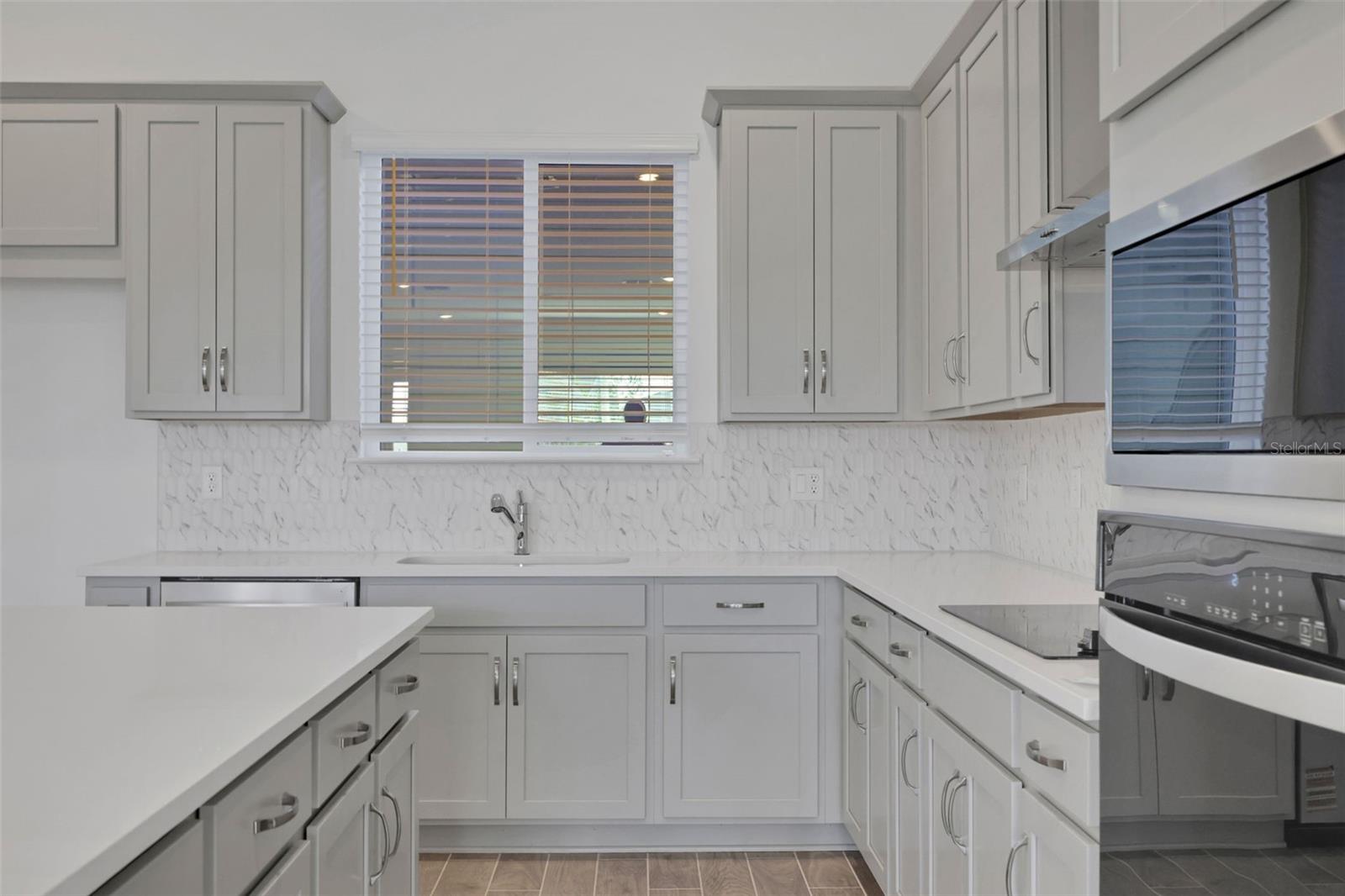 Image 24 of 33 For 6527 Trailblaze Bend