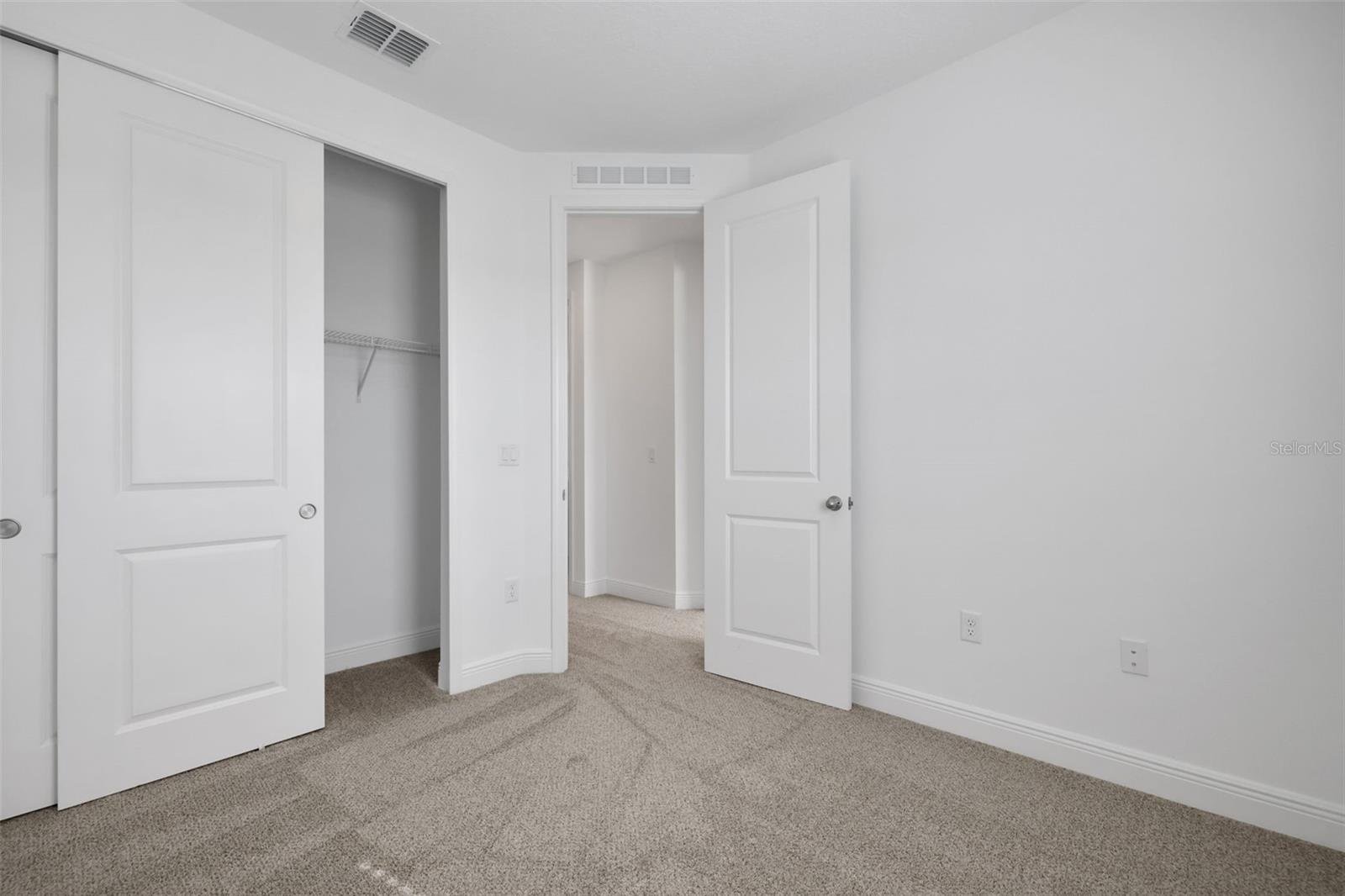 Image 7 of 33 For 6527 Trailblaze Bend