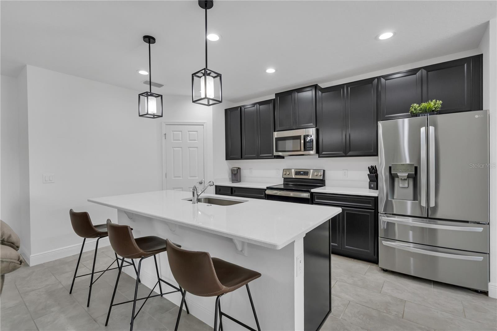 Image 10 of 59 For 9380 La Salle Street