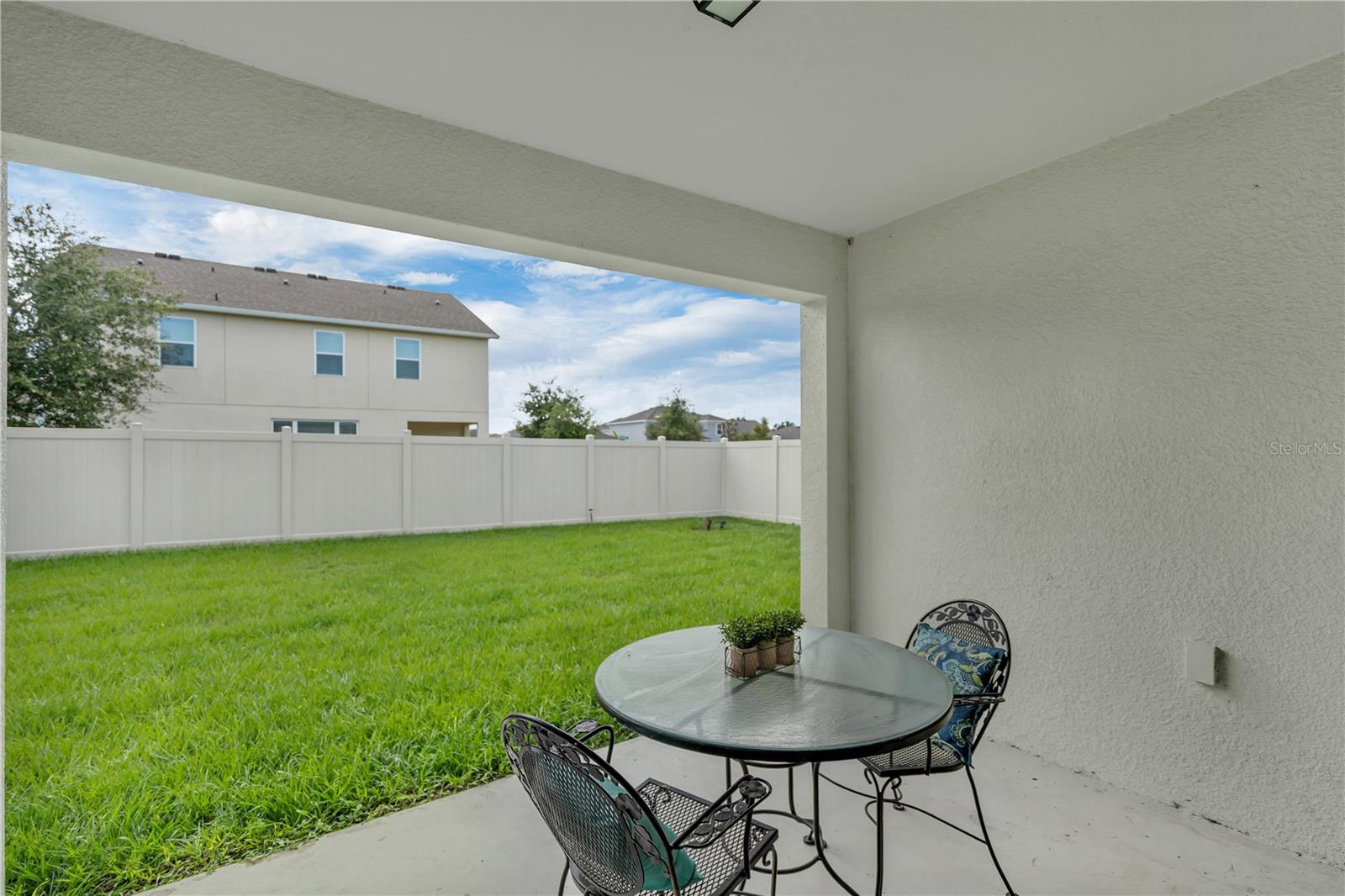 Image 36 of 59 For 9380 La Salle Street