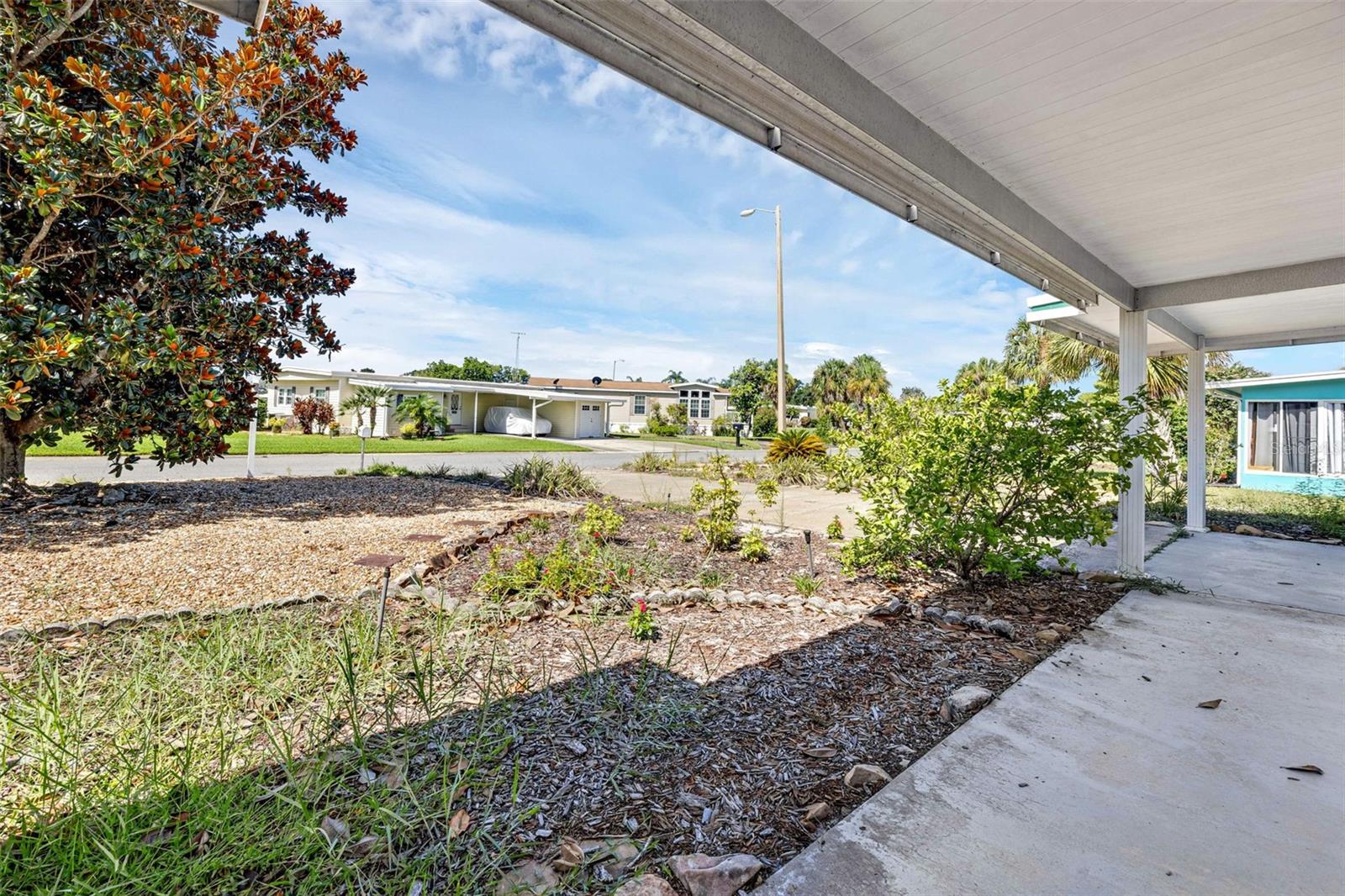 Image 4 of 31 For 2412 Vindale Road