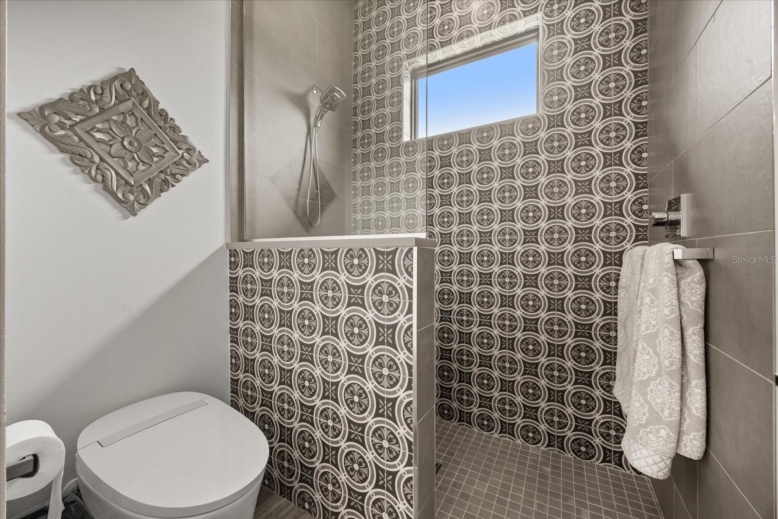 Image 28 of 84 For 6031 Dora Dr