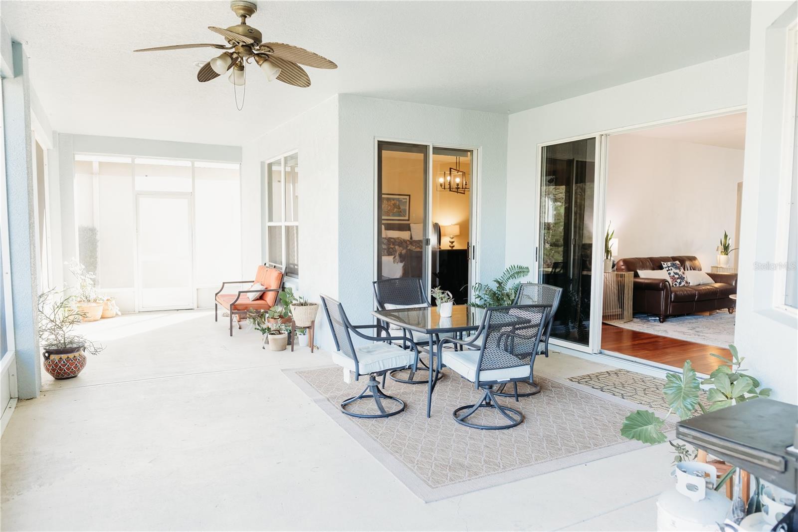 Image 11 of 37 For 26620 Shoregrass Drive