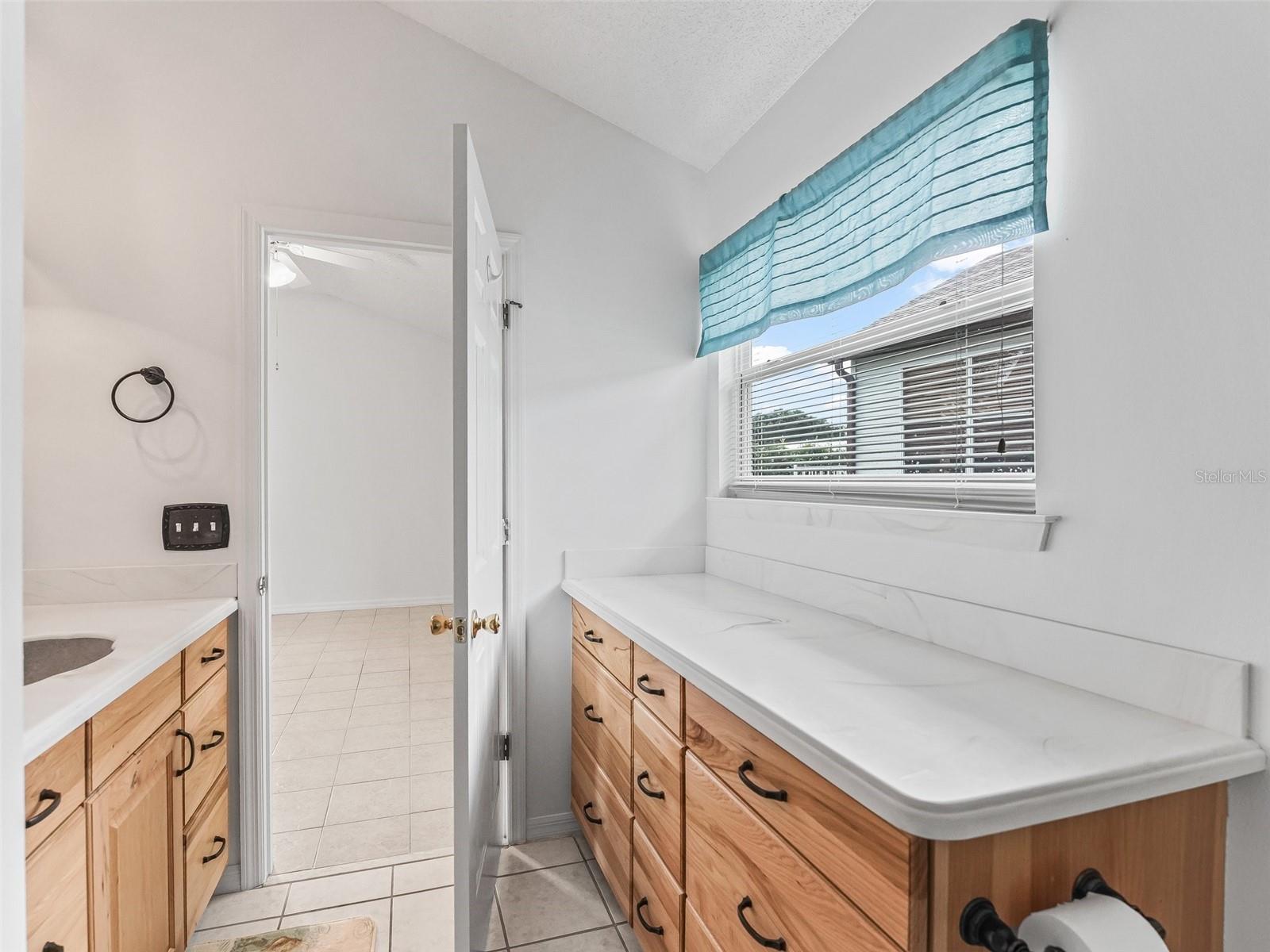 Image 24 of 42 For 1142 Boone Court