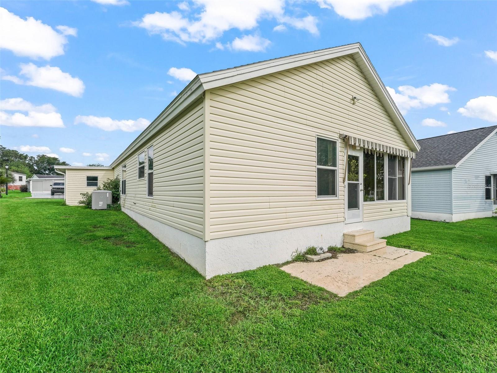 Image 36 of 42 For 1142 Boone Court