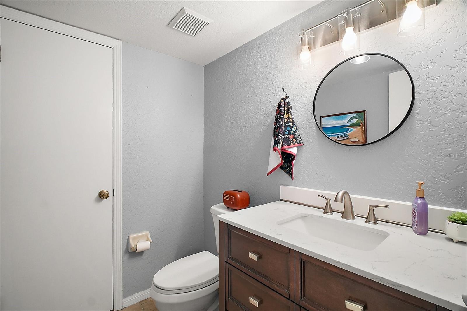 Image 13 of 34 For 2108 Dogwood Circle