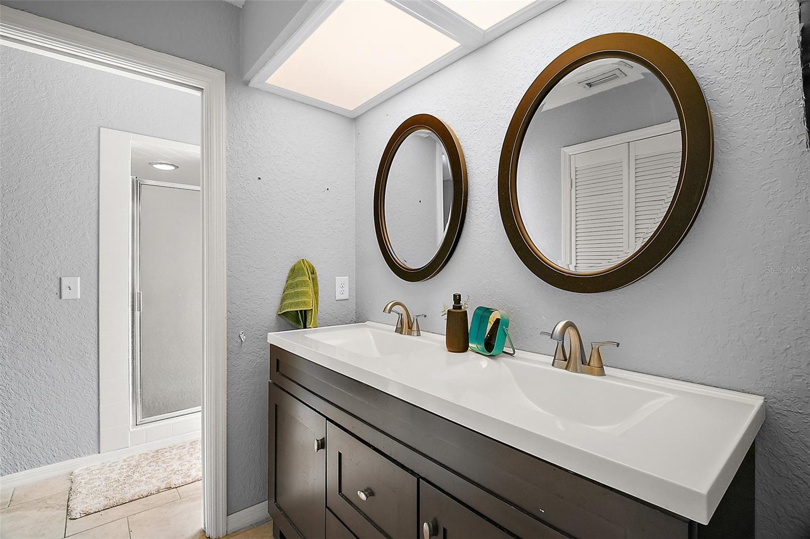 Image 16 of 34 For 2108 Dogwood Circle