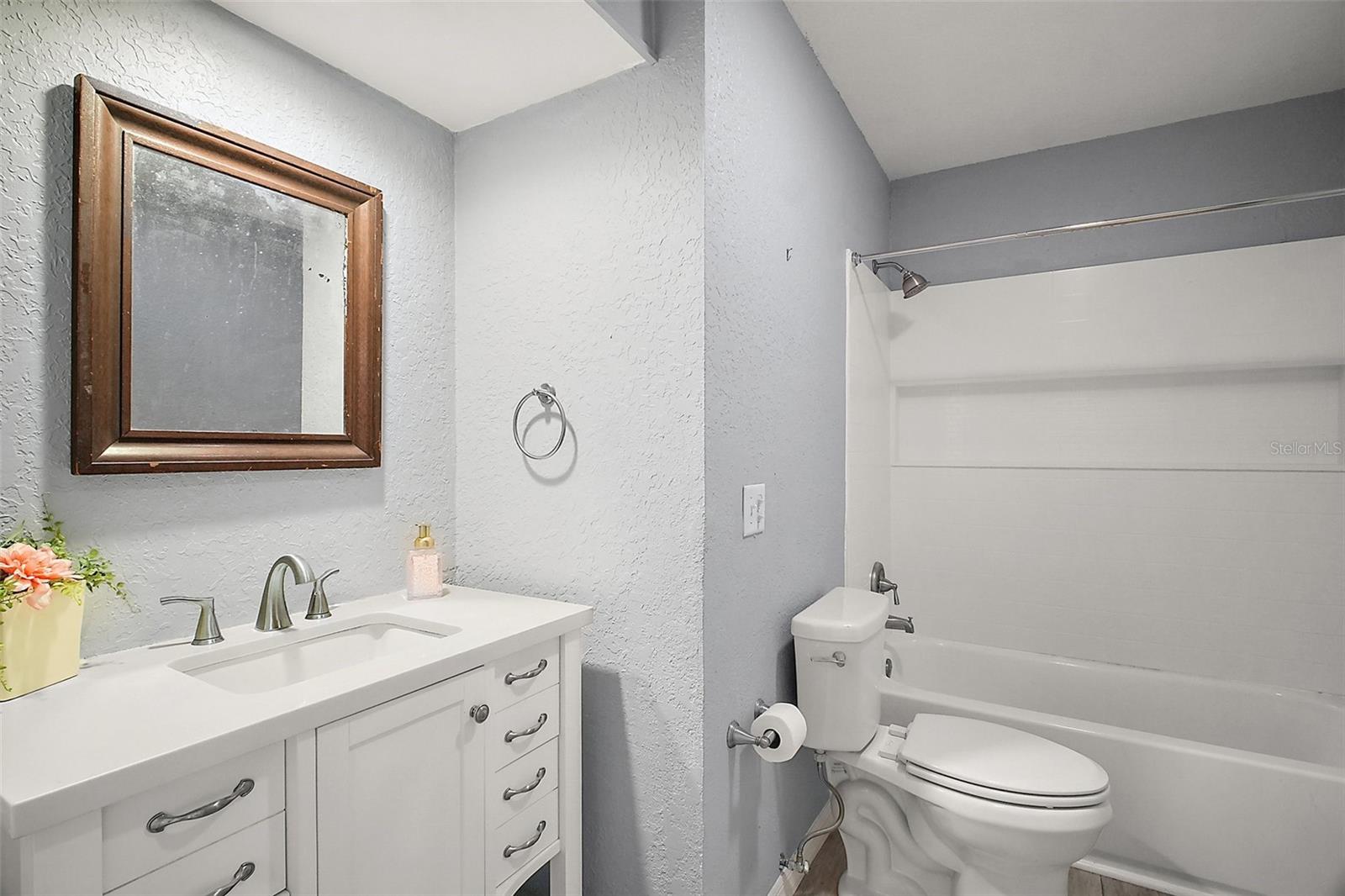 Image 22 of 34 For 2108 Dogwood Circle