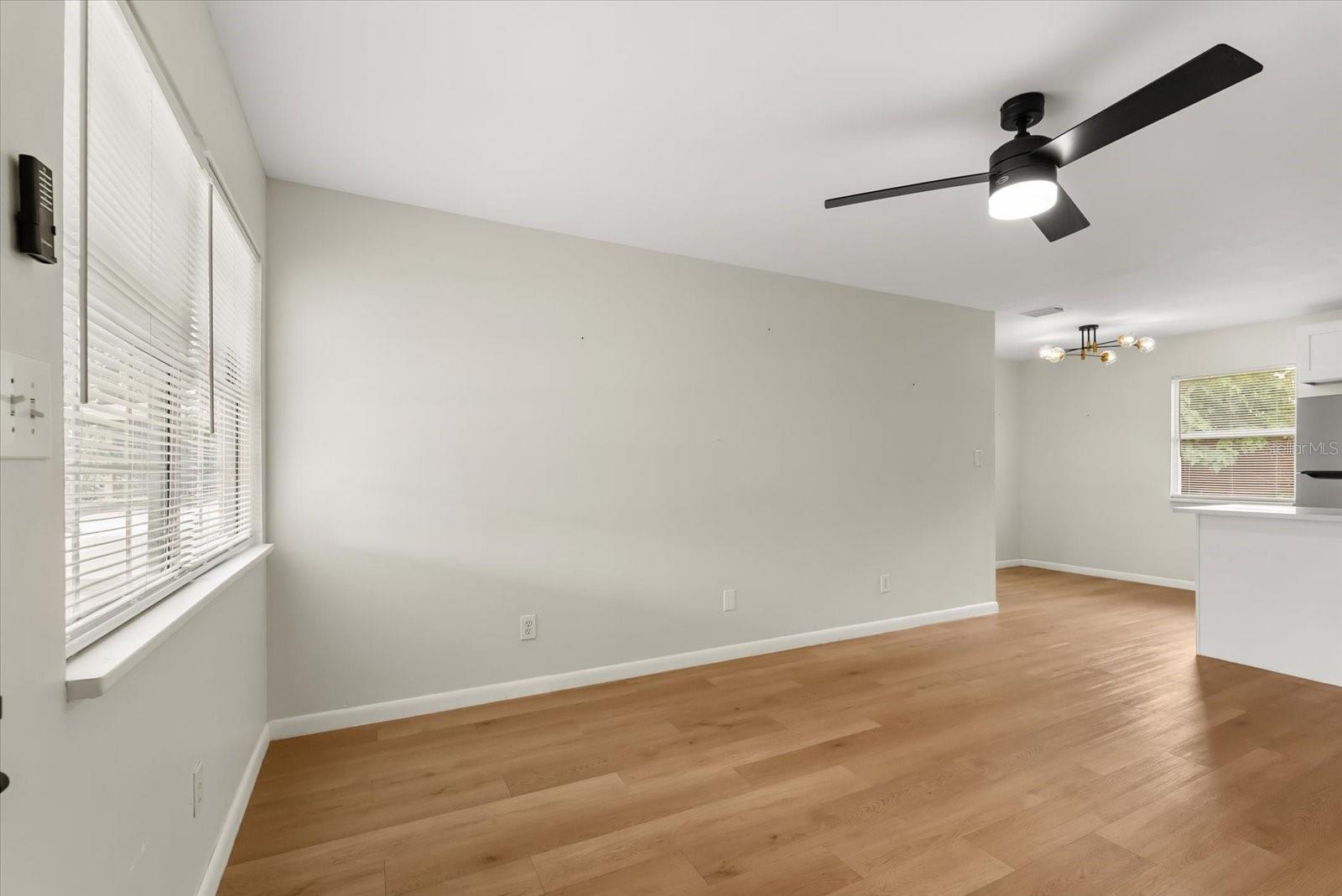 Image 6 of 16 For 2311 Vincent Road