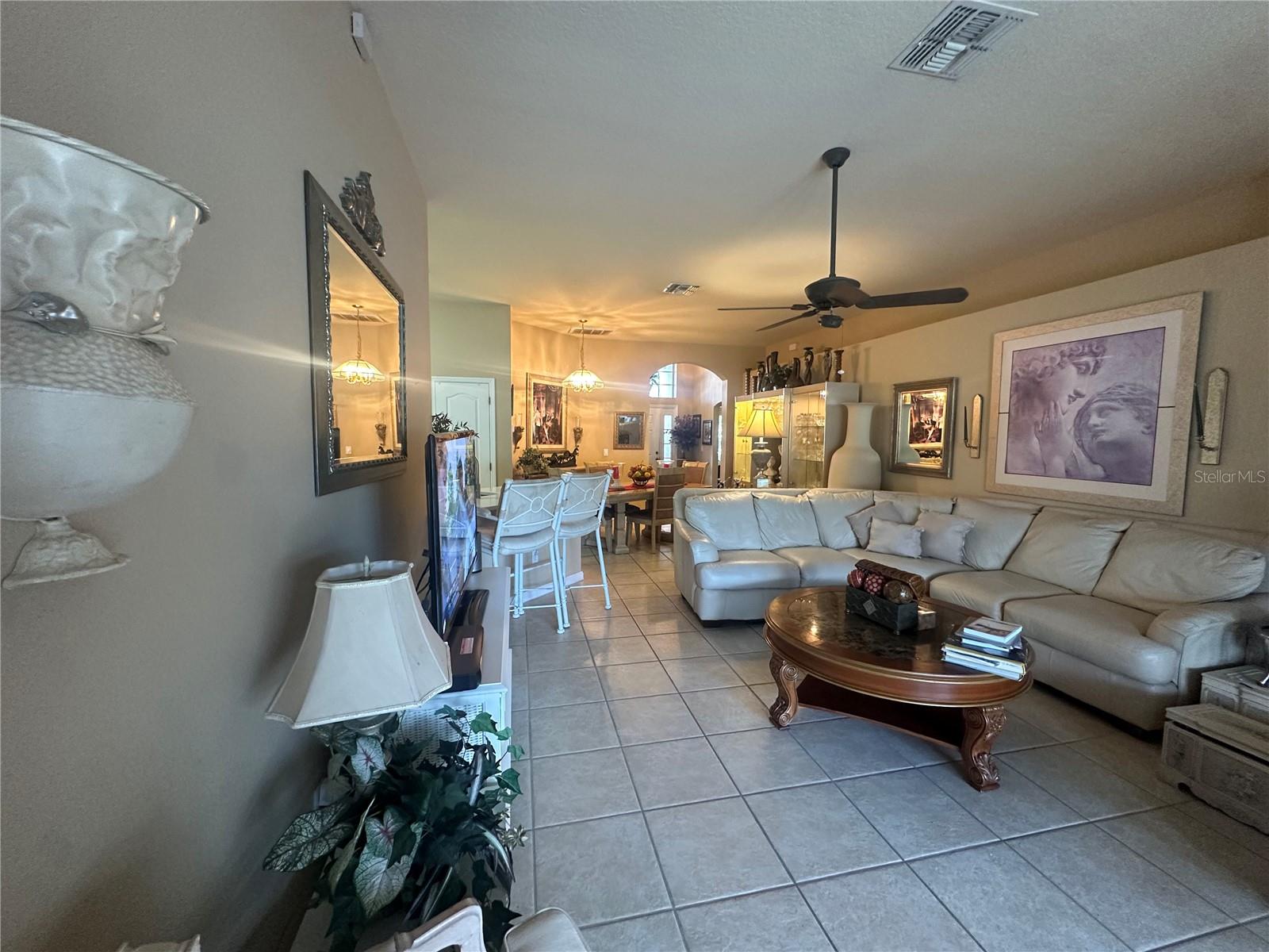 Image 13 of 38 For 15509 Markham Drive