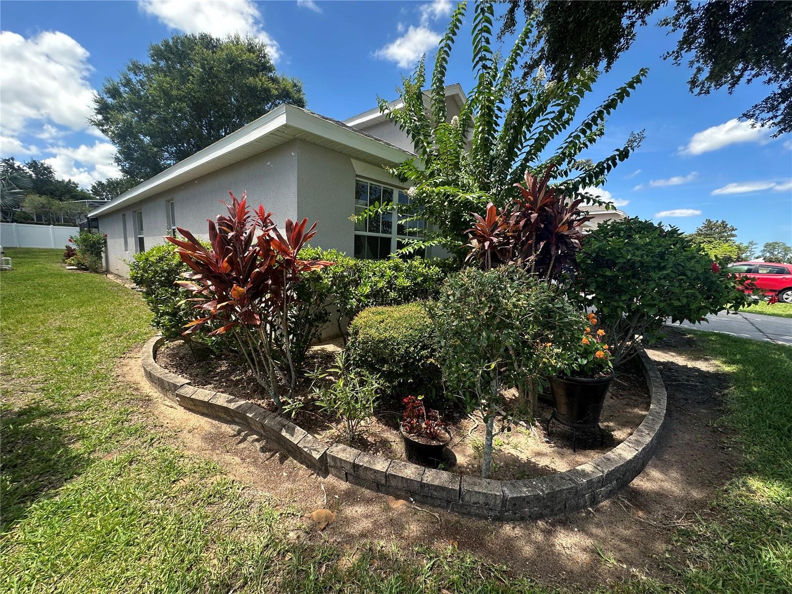 Image 2 of 38 For 15509 Markham Drive