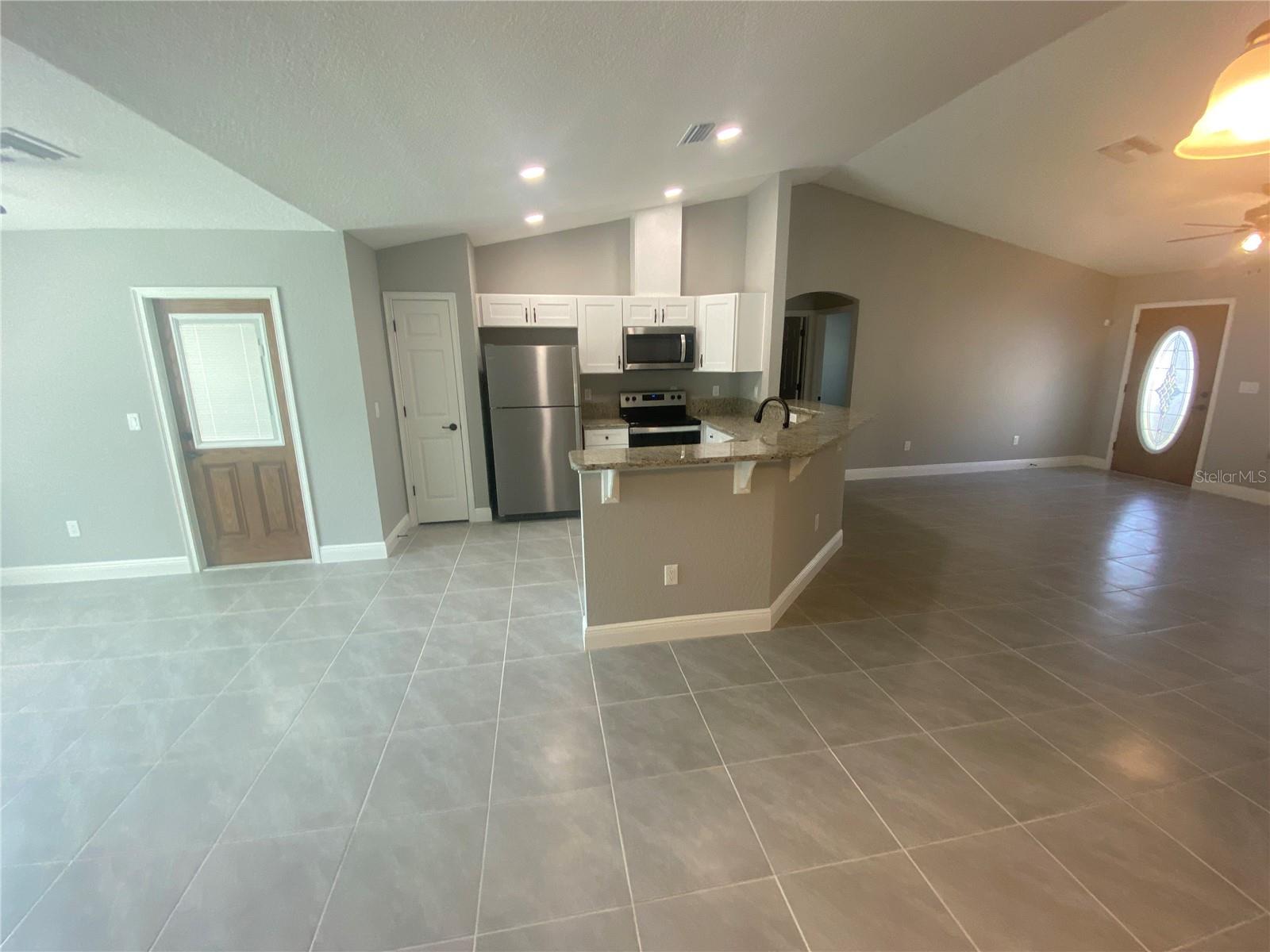 Image 4 of 12 For 8446 156th Street