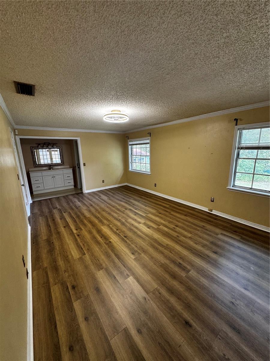 Image 3 of 12 For 2115 Stewart Lane