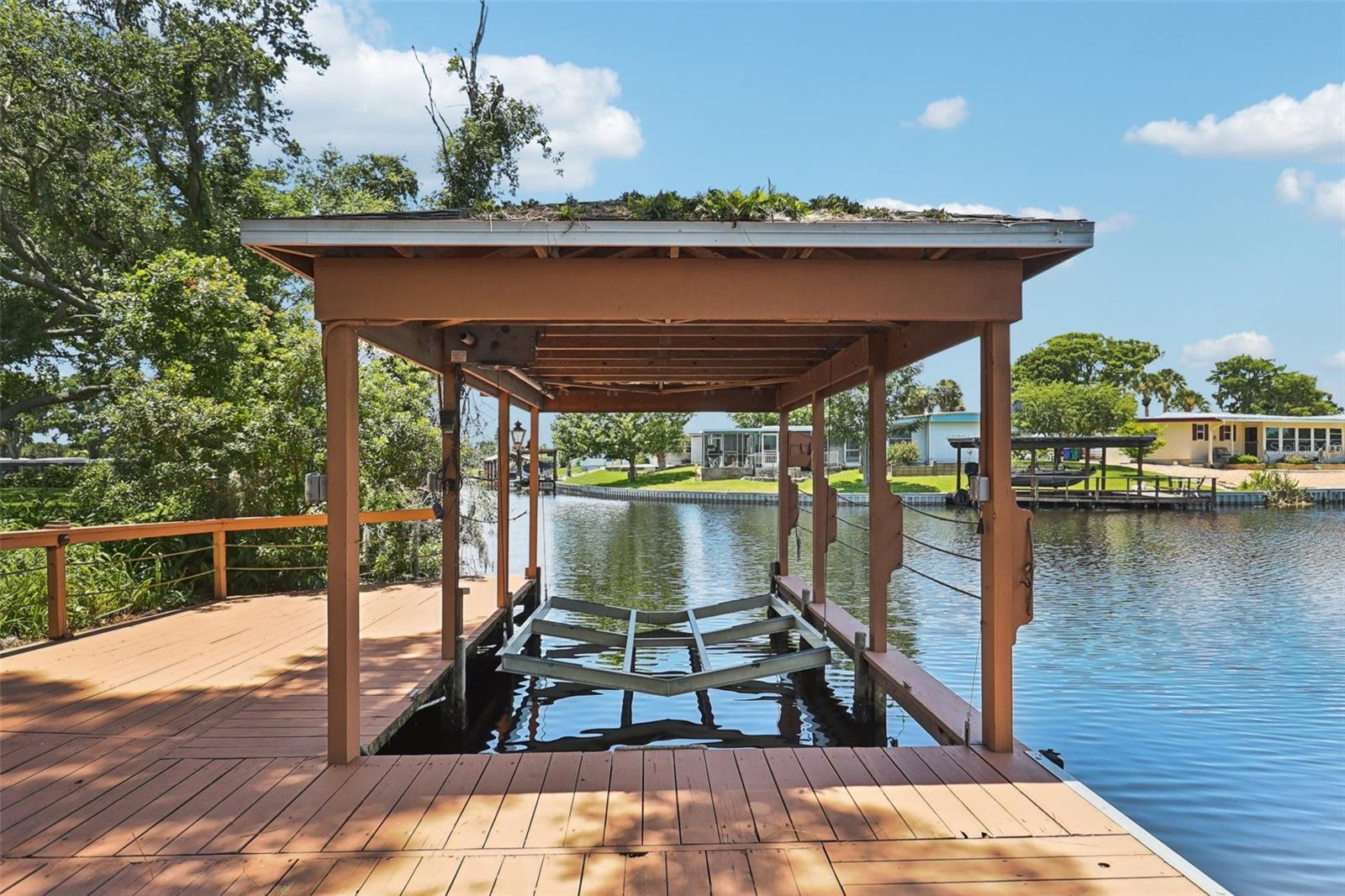 Image 45 of 75 For 2512 Baywater Road