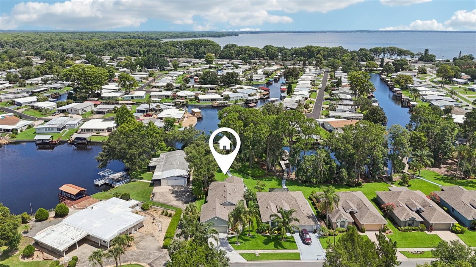 Image 48 of 75 For 2512 Baywater Road