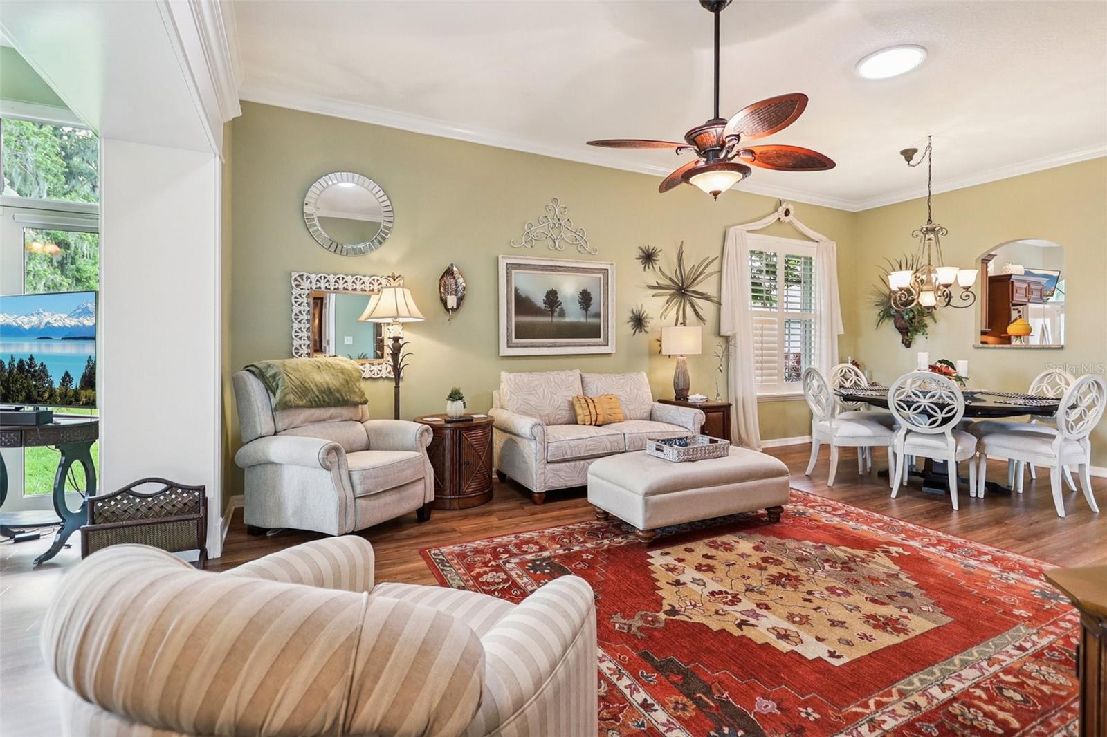 Image 6 of 75 For 2512 Baywater Road