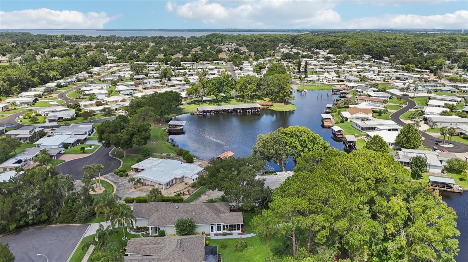 Image 70 of 75 For 2512 Baywater Road