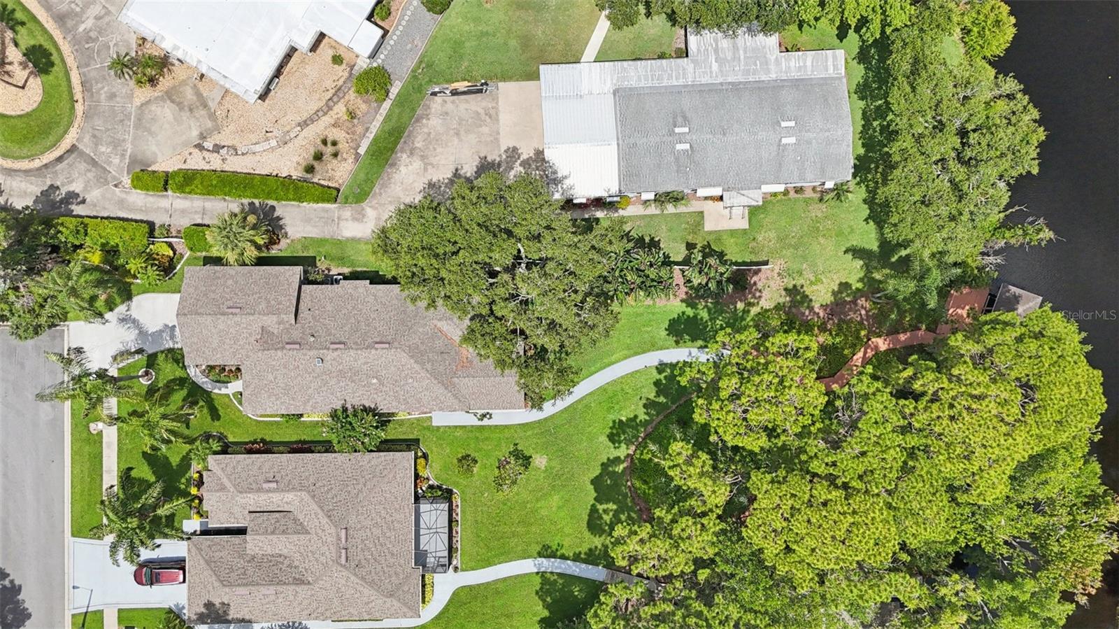 Image 72 of 75 For 2512 Baywater Road