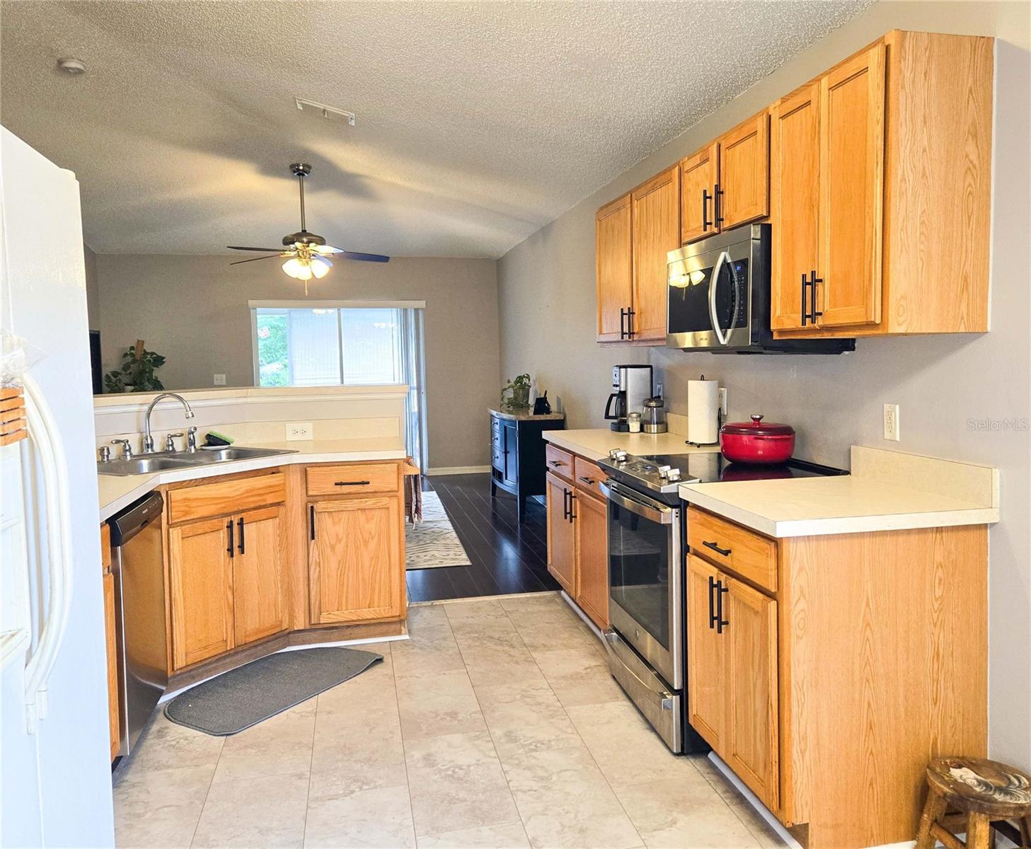 Image 10 of 20 For 241 Winding Cove Avenue