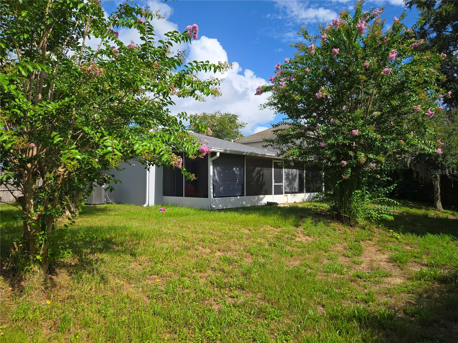 Image 2 of 20 For 241 Winding Cove Avenue