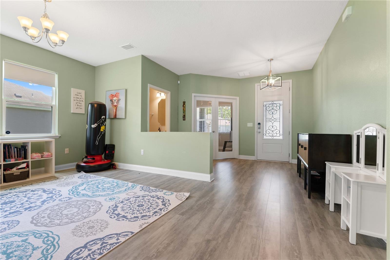 Image 7 of 44 For 13473 Avery Park Lane