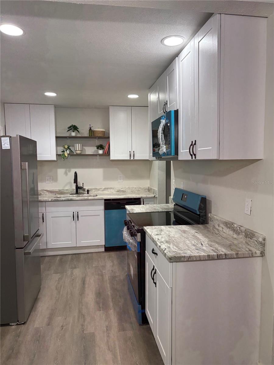 Image 4 of 44 For 228 Cannon Way