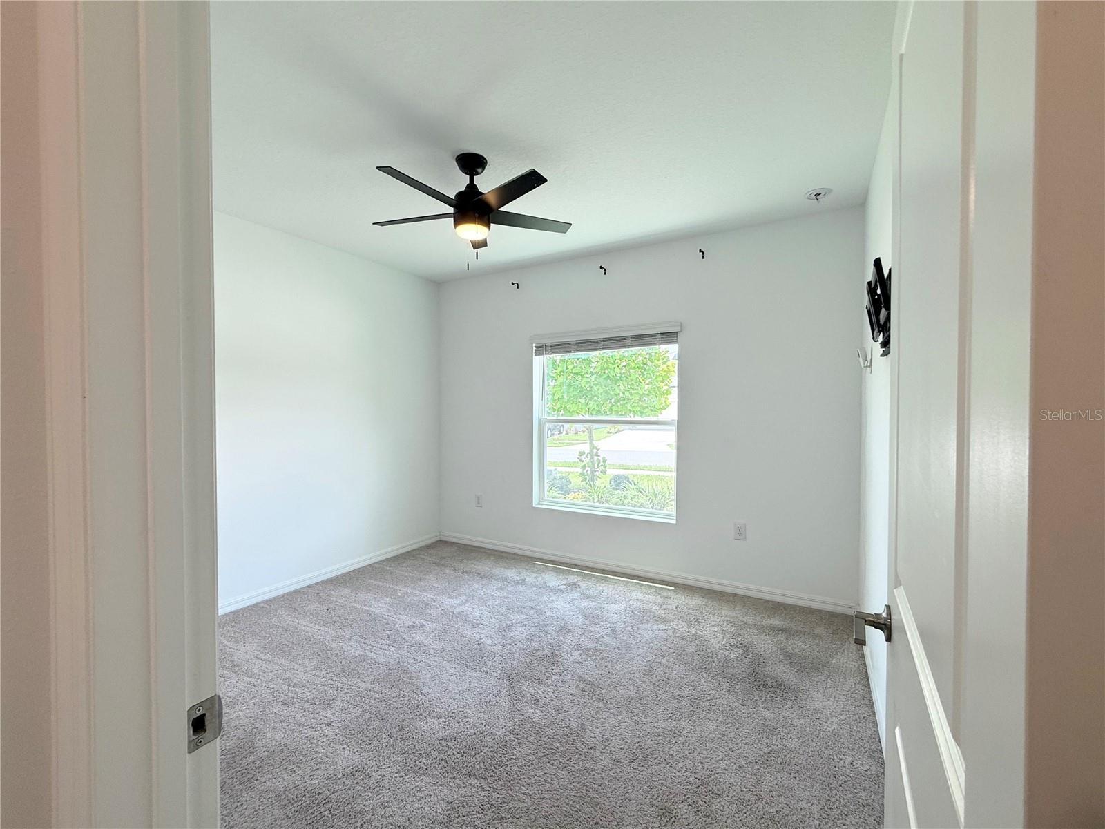 Image 20 of 66 For 1138 Calico Pointe Circle