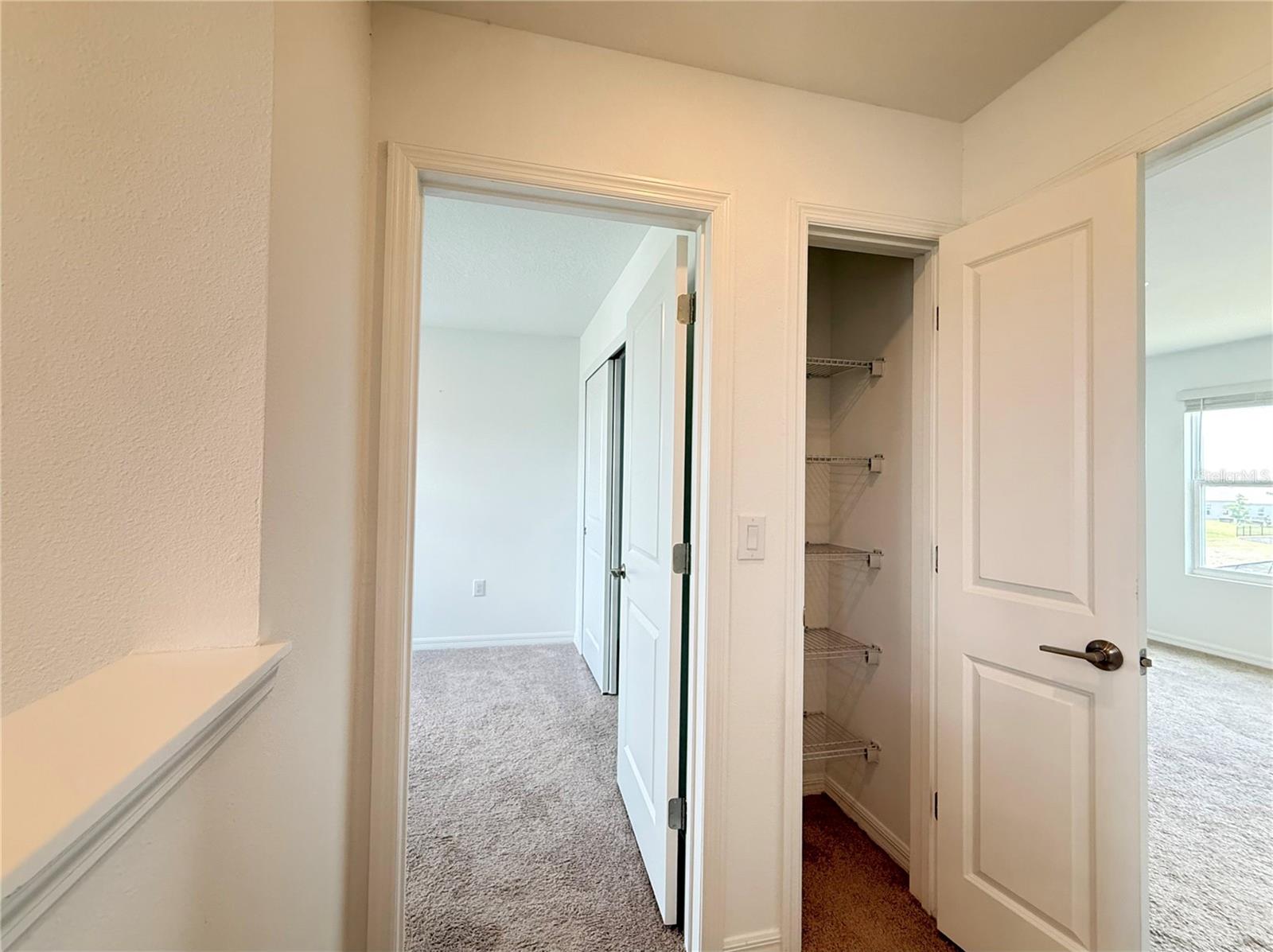 Image 40 of 66 For 1138 Calico Pointe Circle