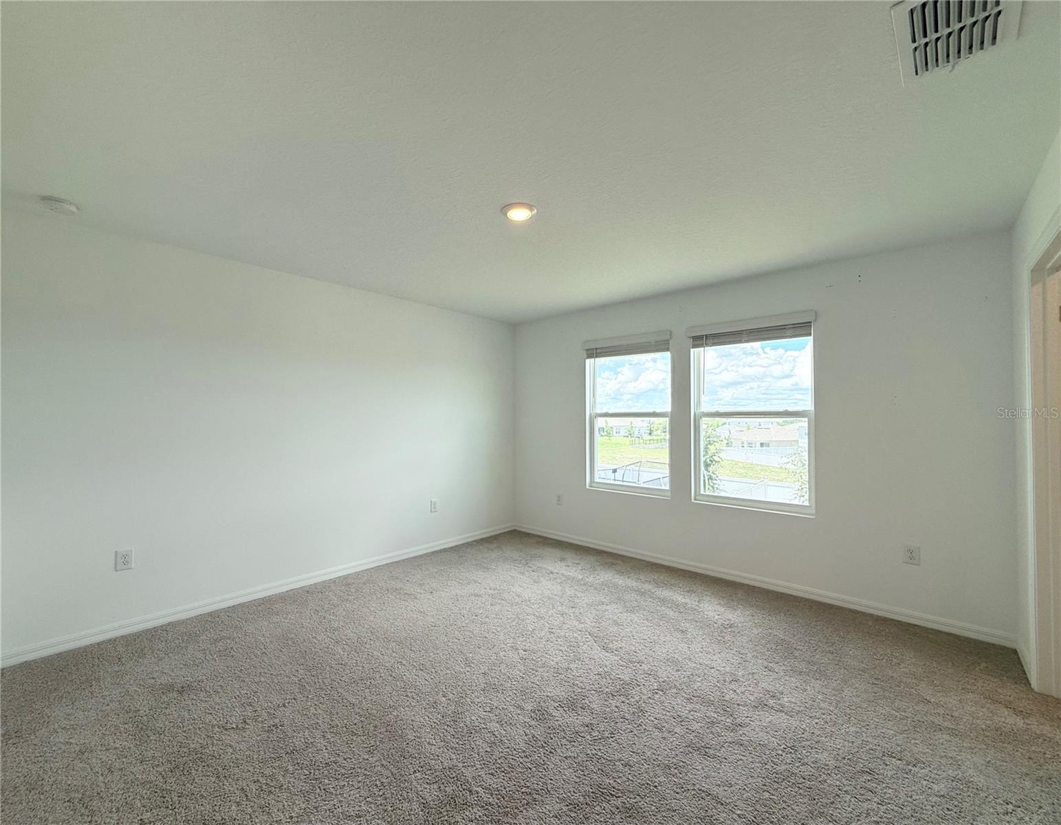 Image 45 of 66 For 1138 Calico Pointe Circle