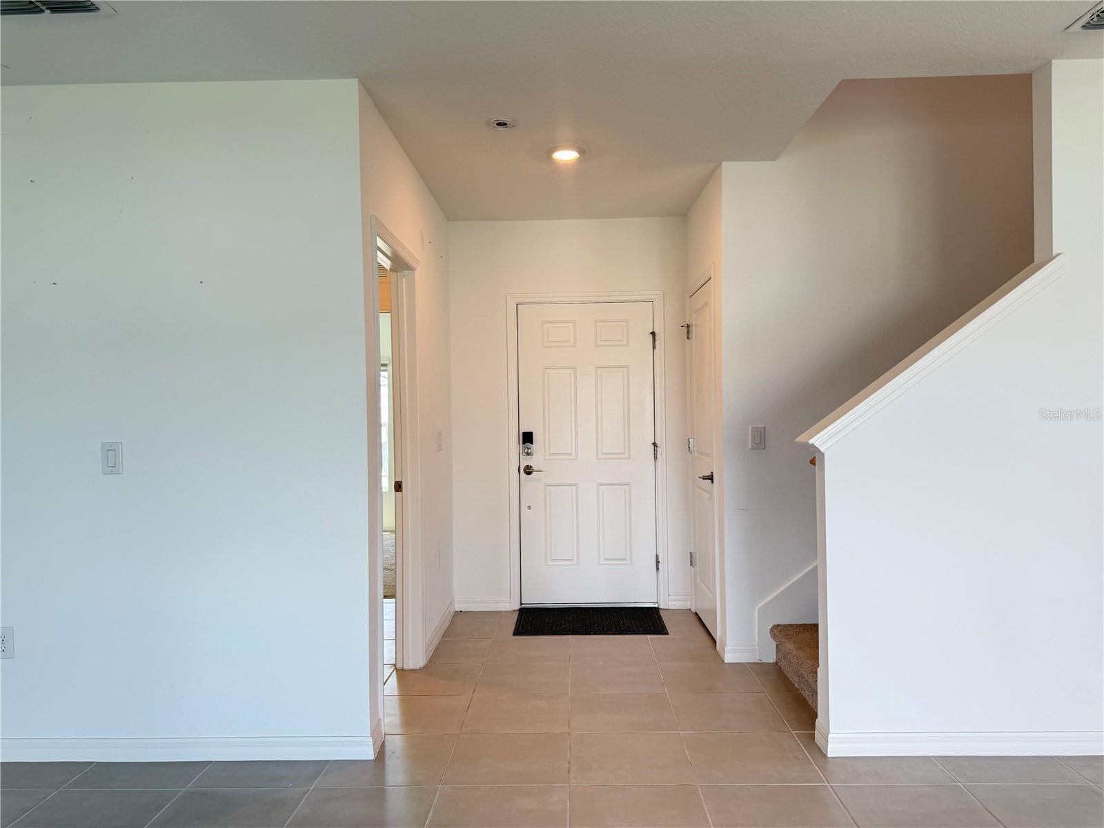 Image 6 of 66 For 1138 Calico Pointe Circle