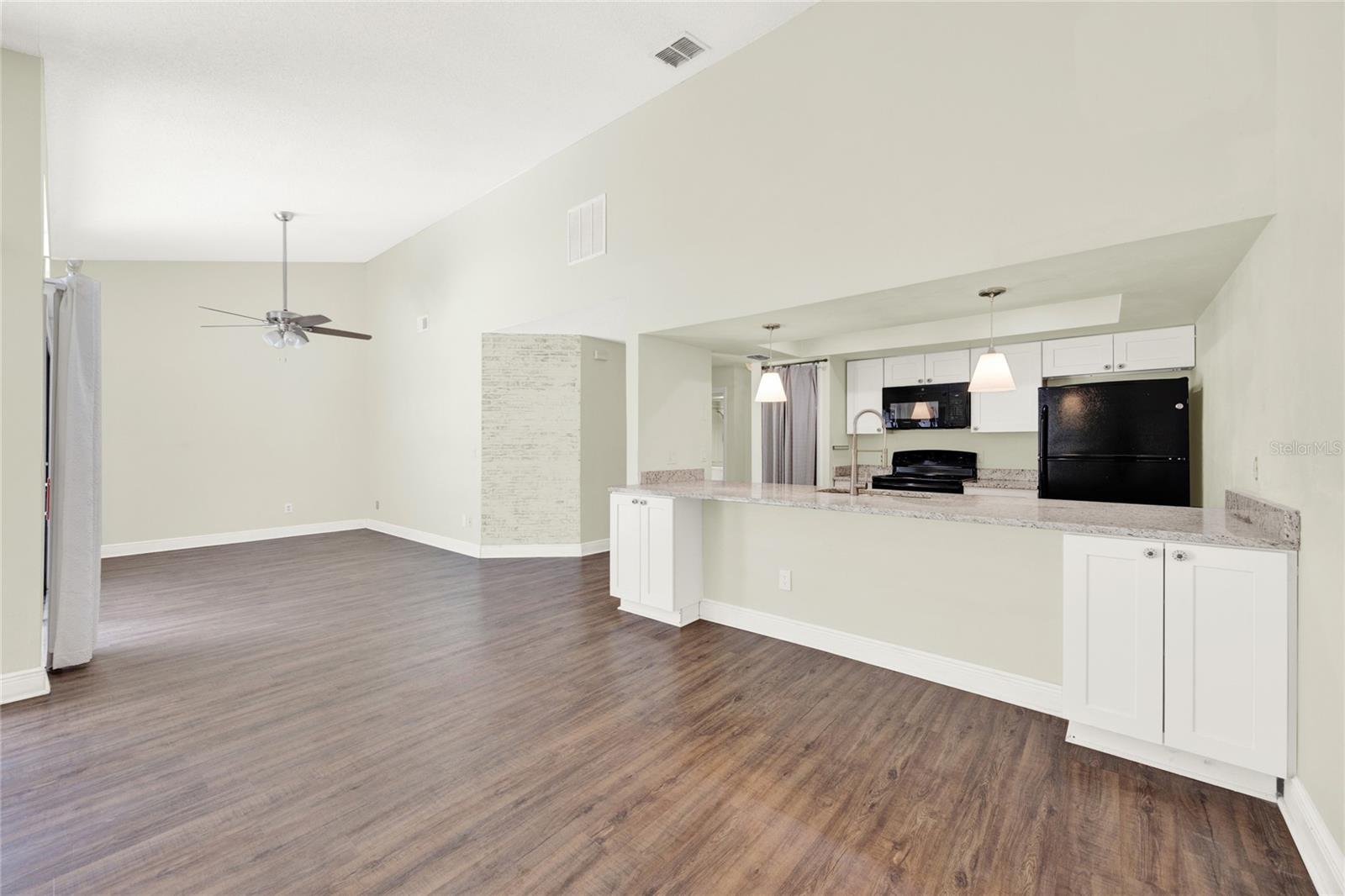 Image 4 of 30 For 2815 Spyglass Cove
