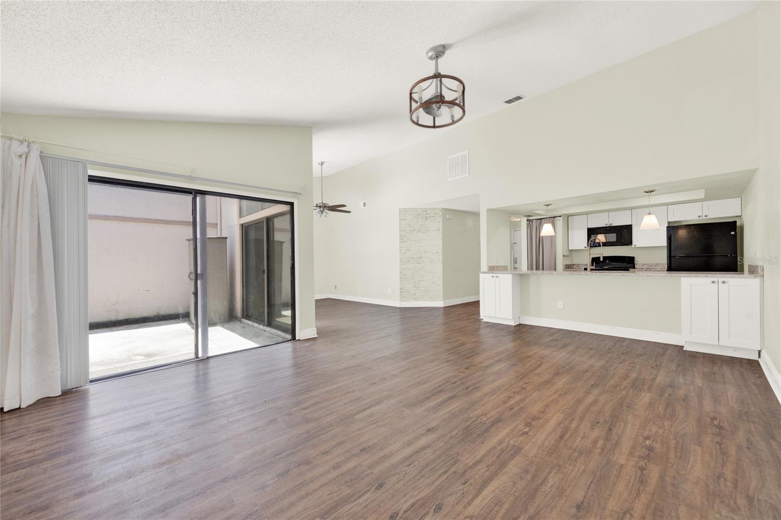 Image 6 of 30 For 2815 Spyglass Cove