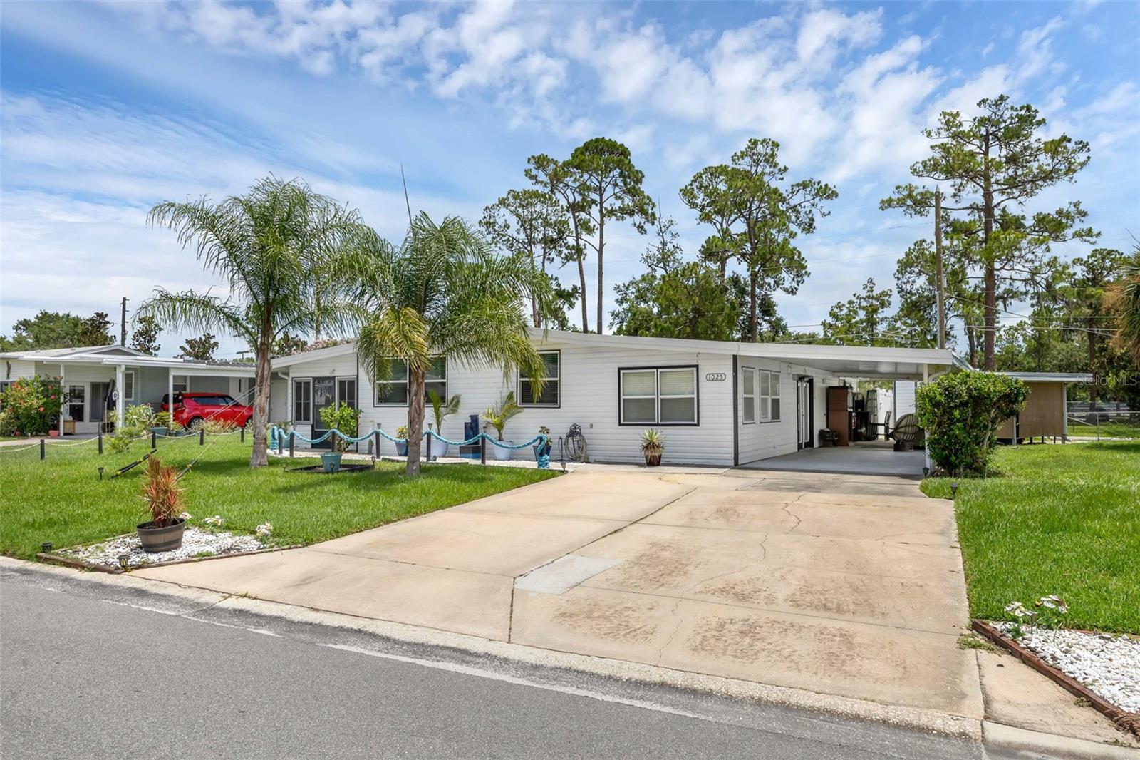 Details for 1025 Capella Drive, TAVARES, FL 32778