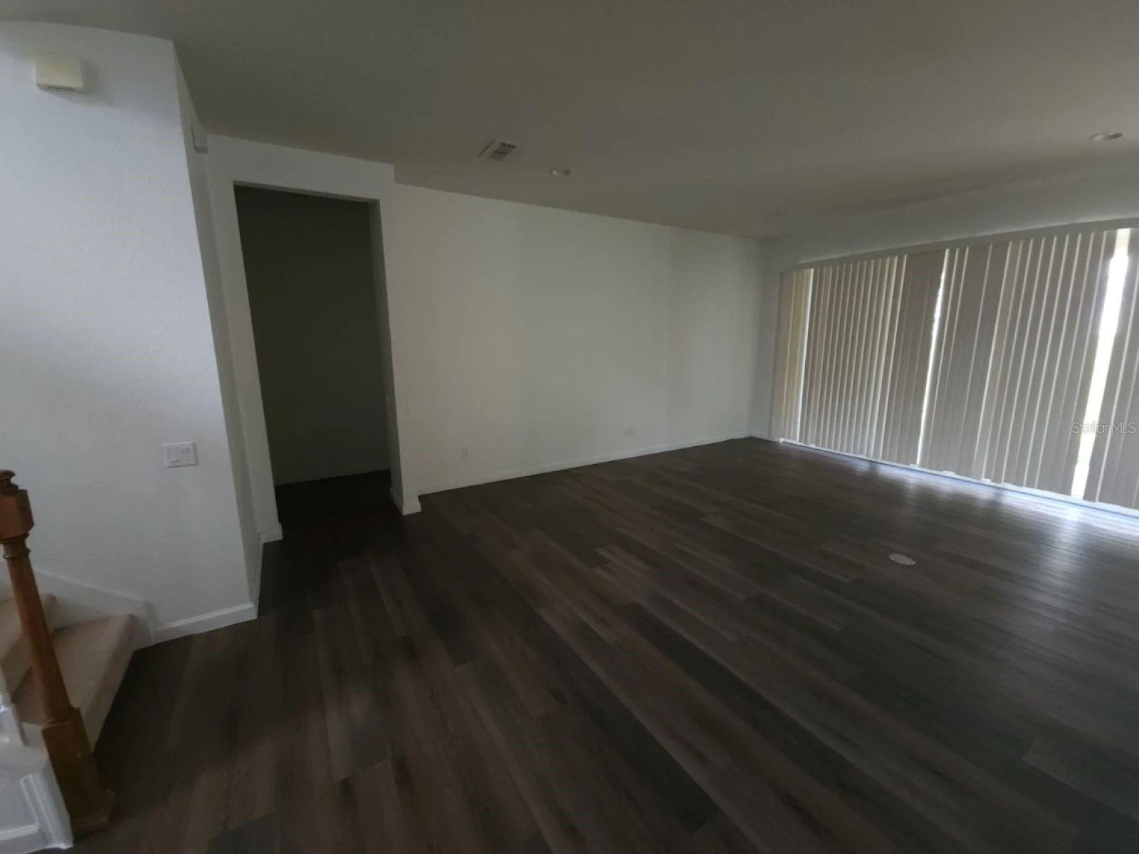 Image 6 of 15 For 403 Balboa Boulevard