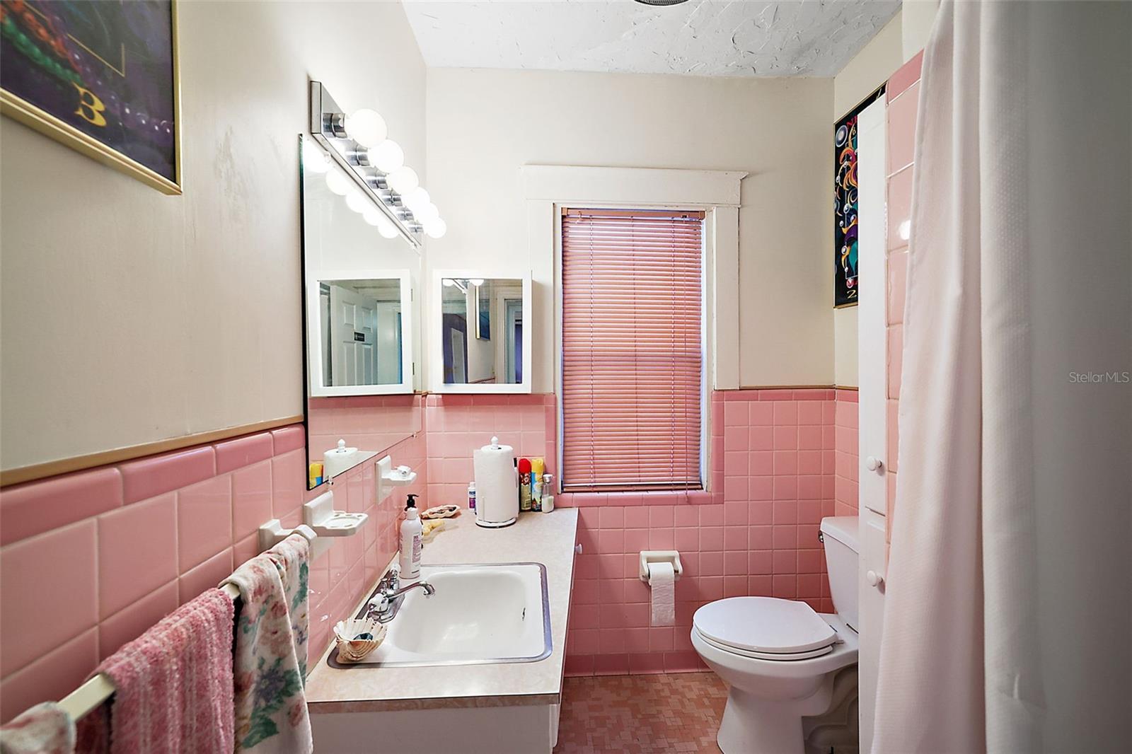 Image 11 of 23 For 305 Sinclair Avenue