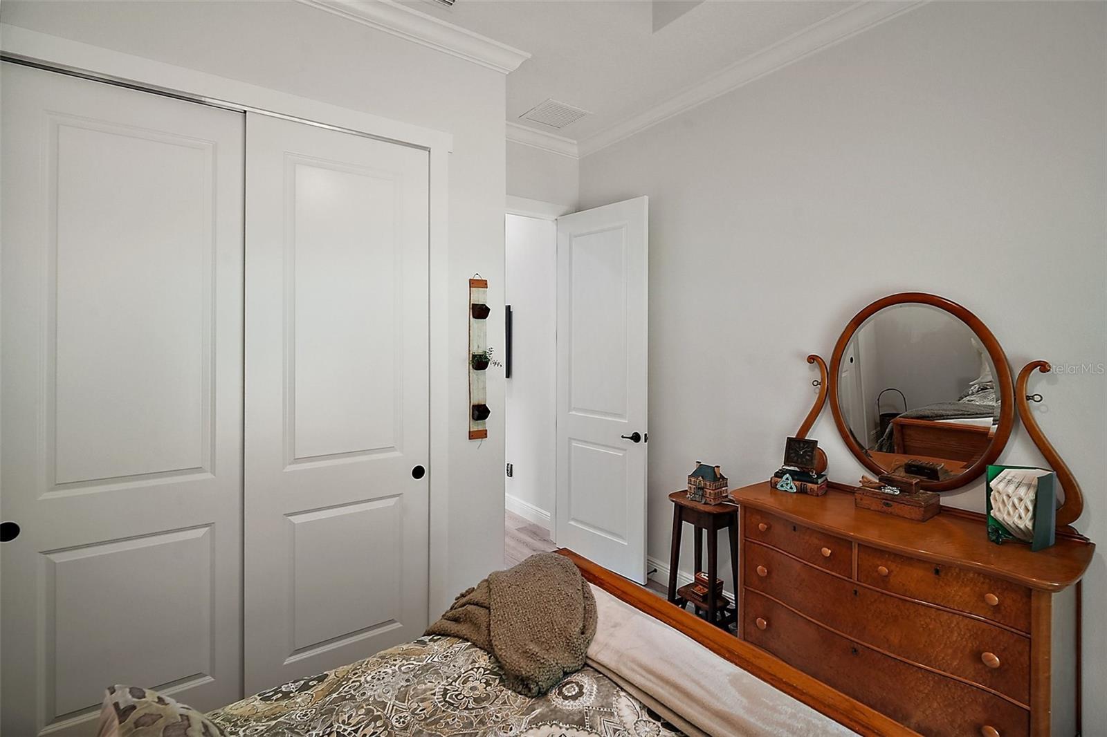 Image 31 of 54 For 622 11th Avenue