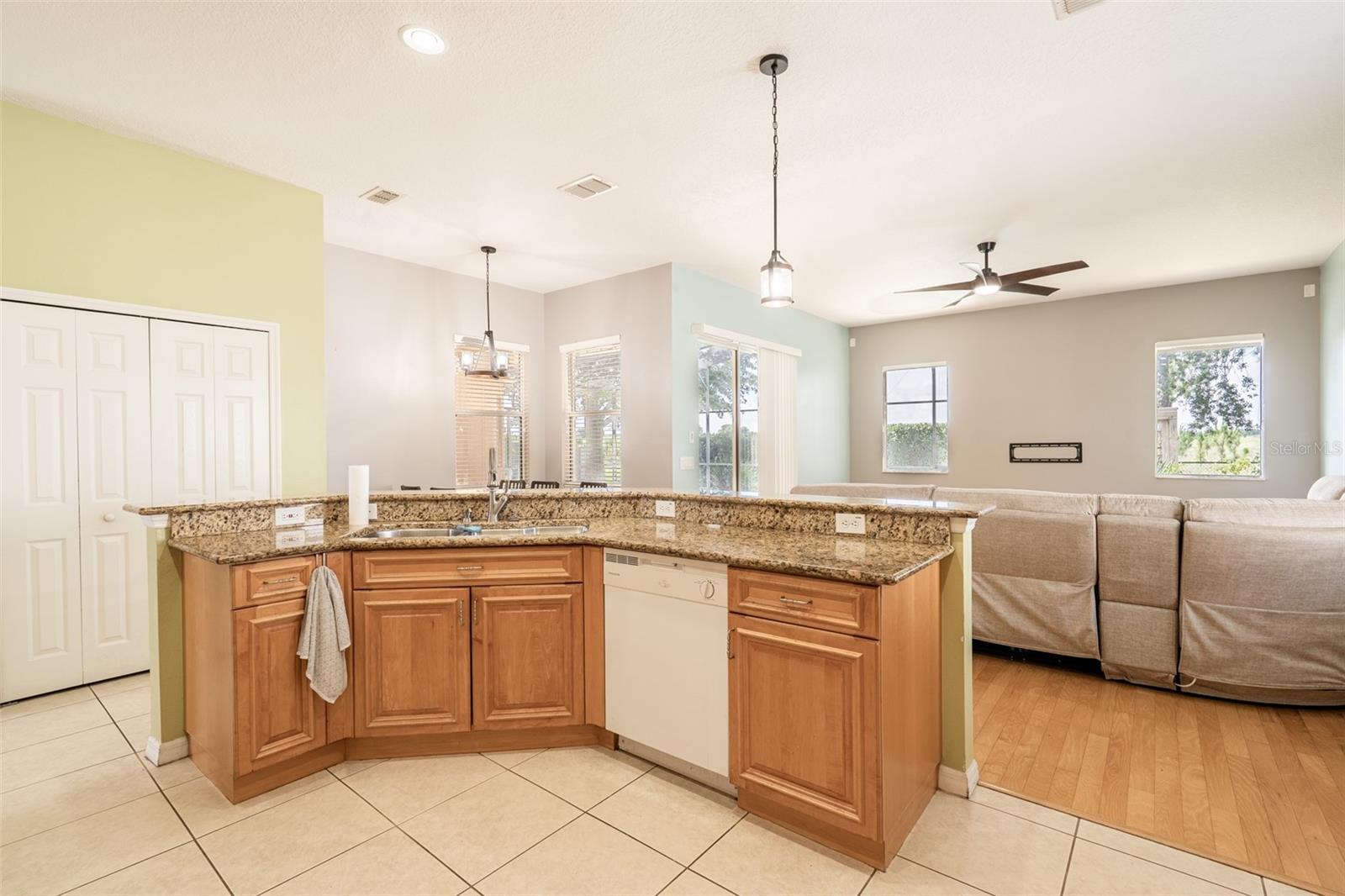 Image 16 of 71 For 4548 Barrister Drive