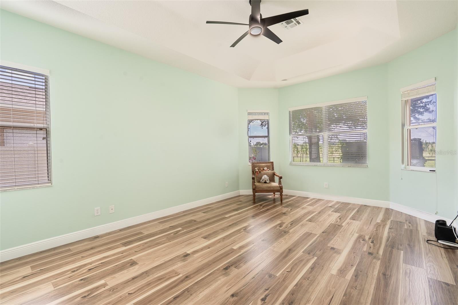 Image 23 of 71 For 4548 Barrister Drive