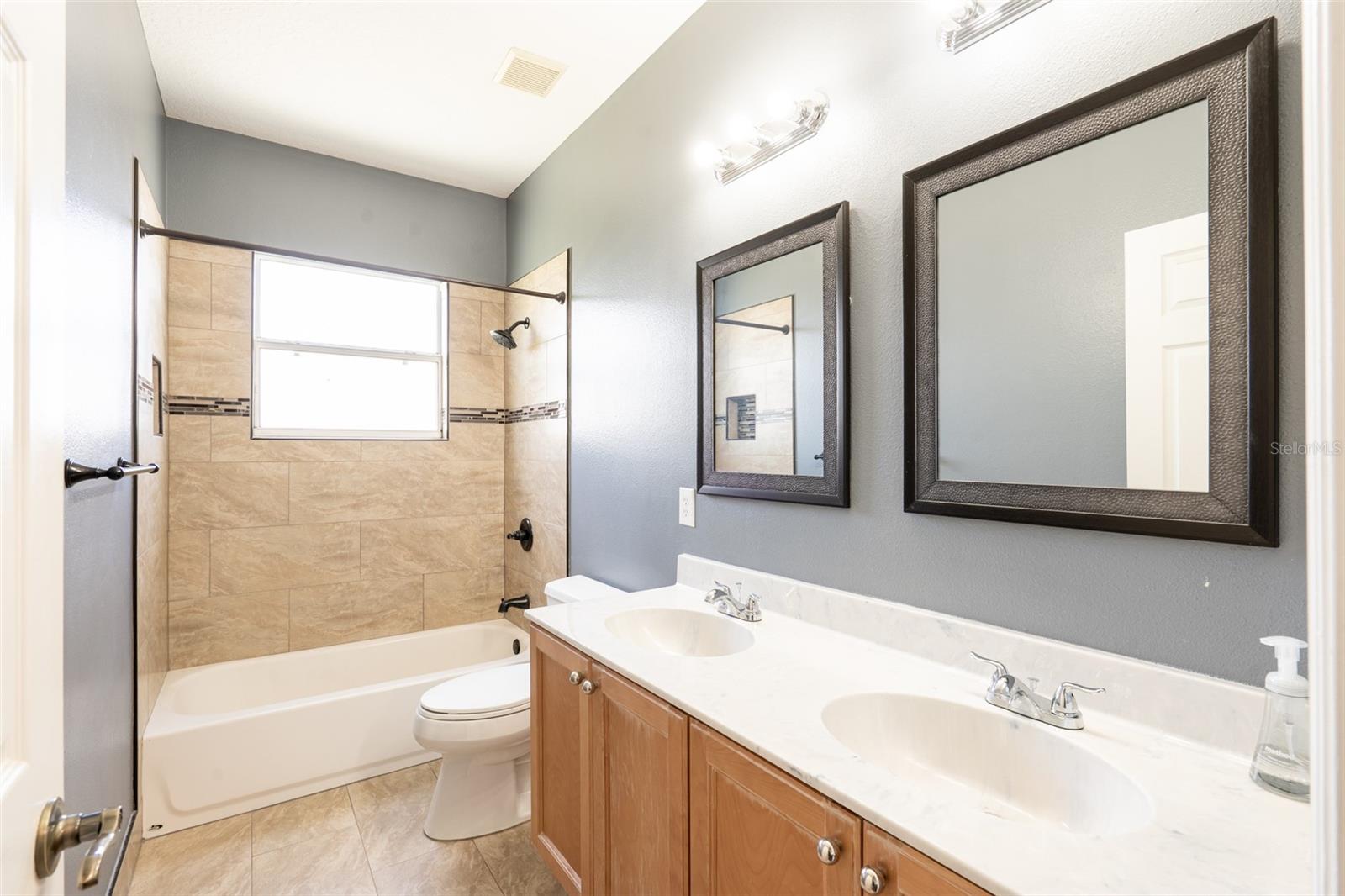 Image 34 of 71 For 4548 Barrister Drive