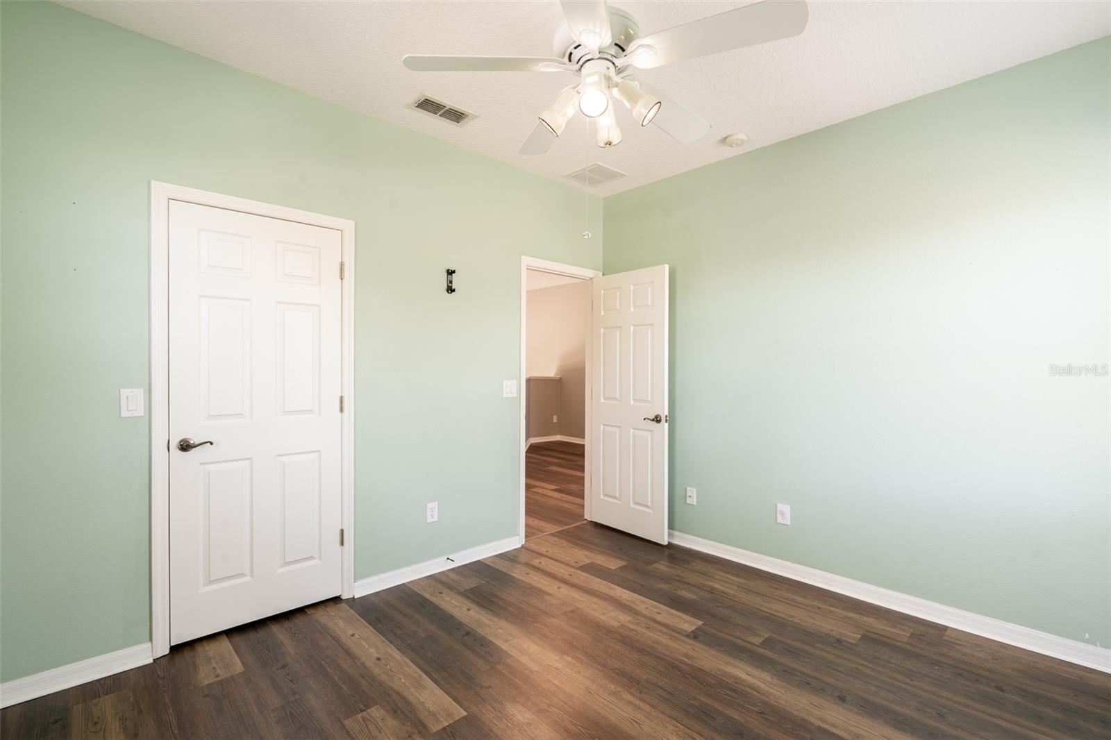Image 36 of 71 For 4548 Barrister Drive
