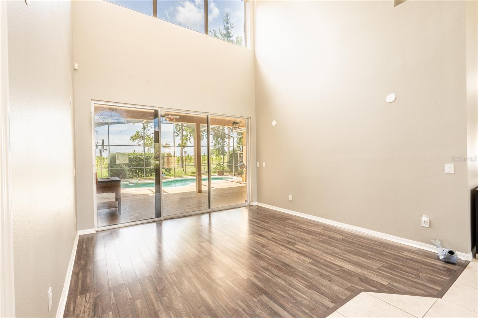 Image 9 of 71 For 4548 Barrister Drive
