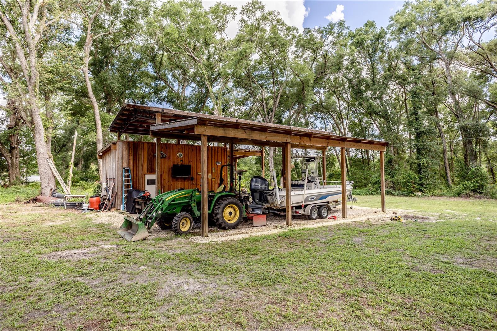 Listing photo id 23 for 11341 11th Way