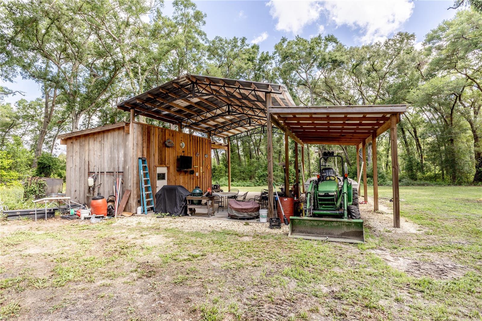 Listing photo id 24 for 11341 11th Way