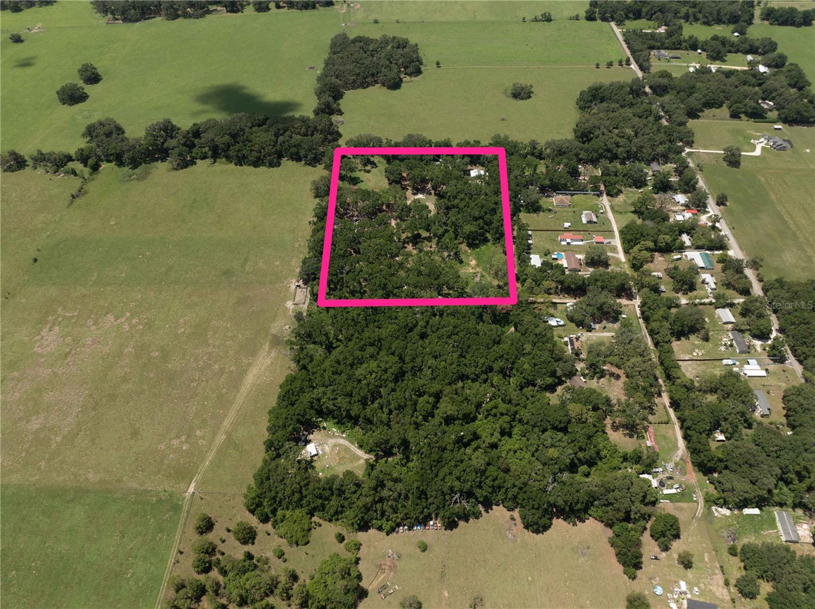 Listing photo id 32 for 11341 11th Way