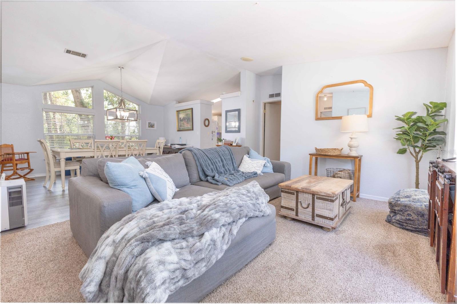 Listing photo id 5 for 11341 11th Way