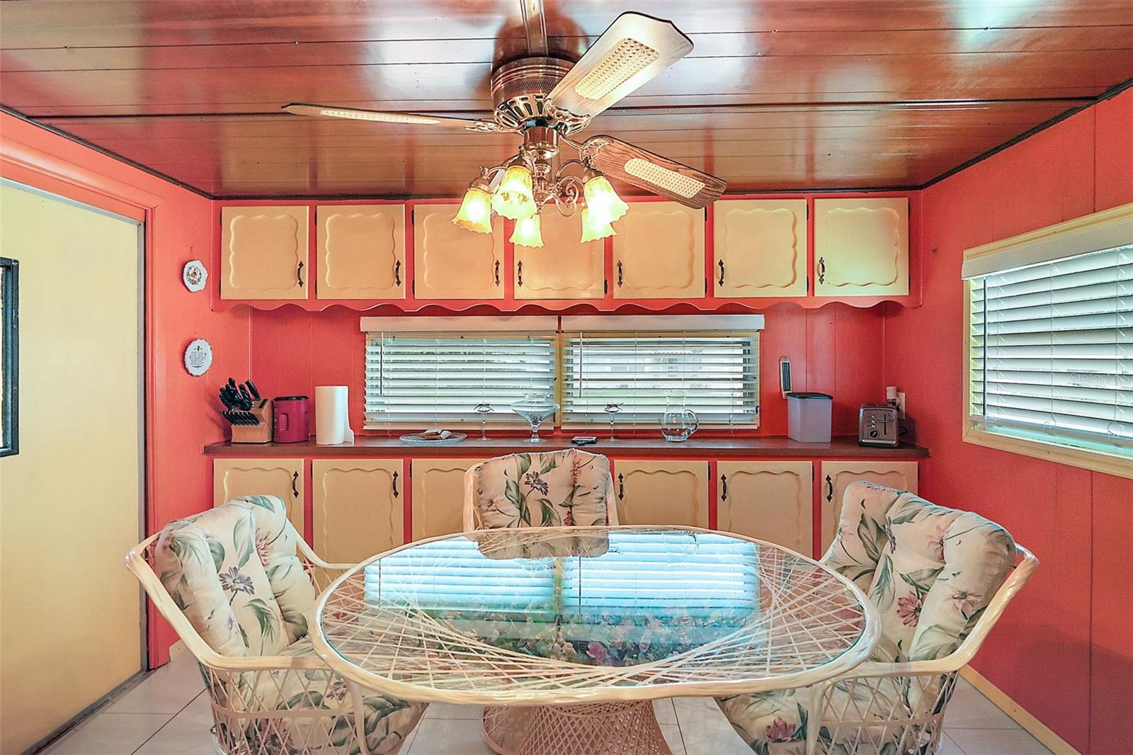 Image 16 of 25 For 9935 168th Place