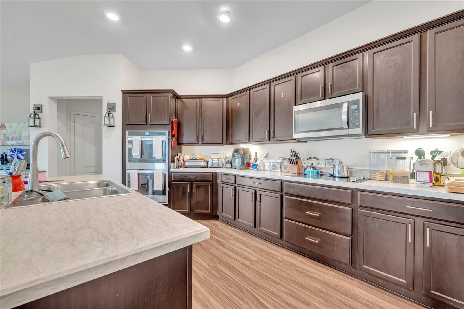 Image 13 of 36 For 2488 Begonia Street