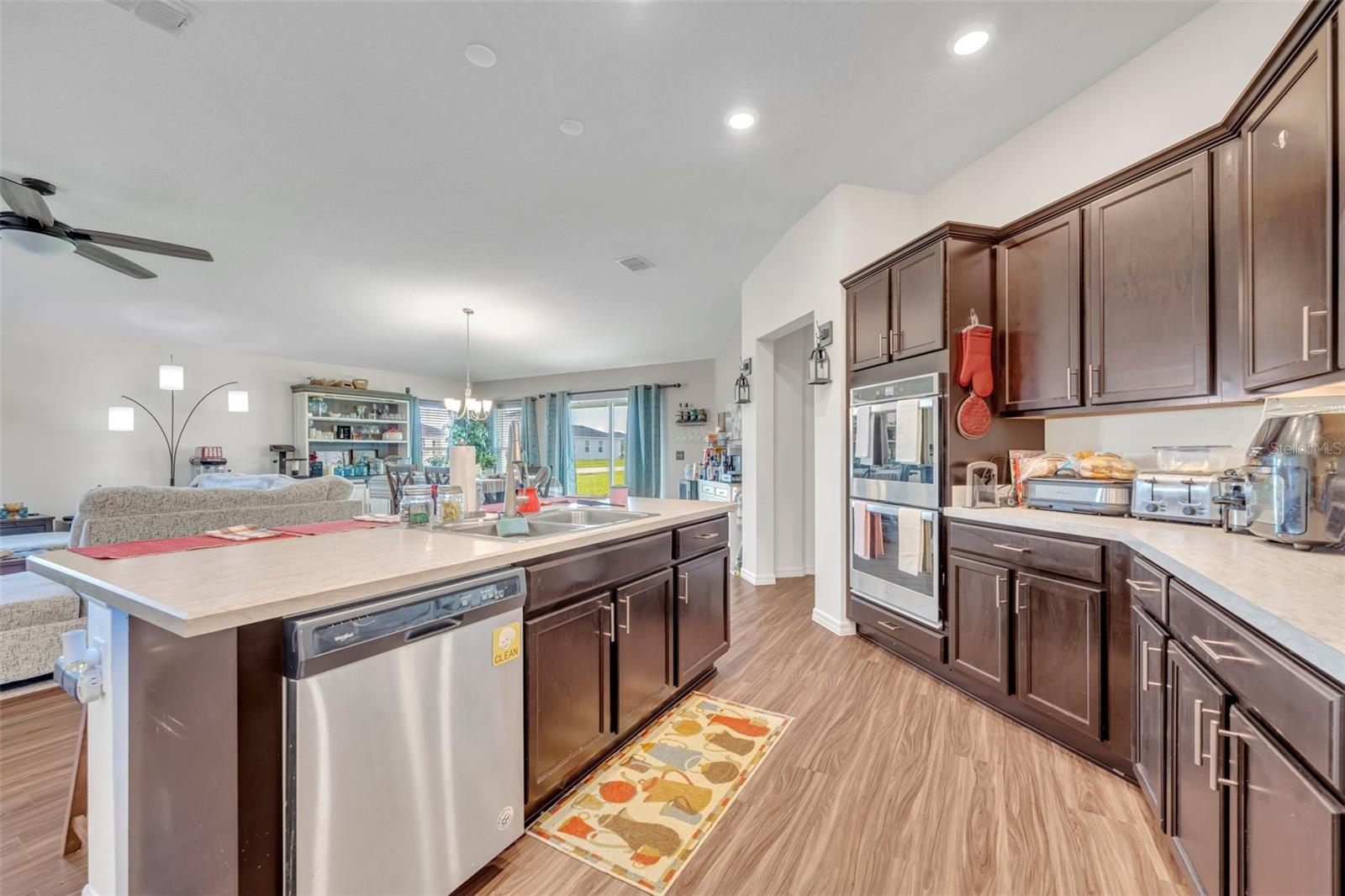 Image 14 of 36 For 2488 Begonia Street